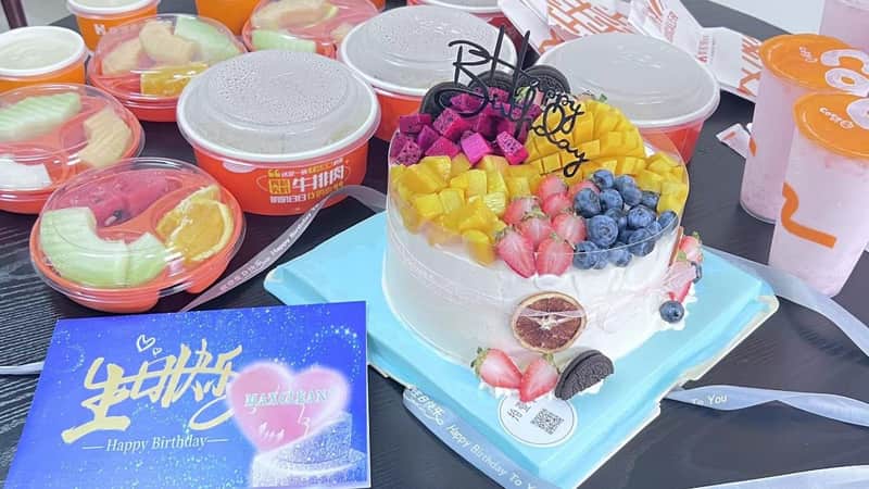 8月员工生日会|明媚灿烂 向阳而生